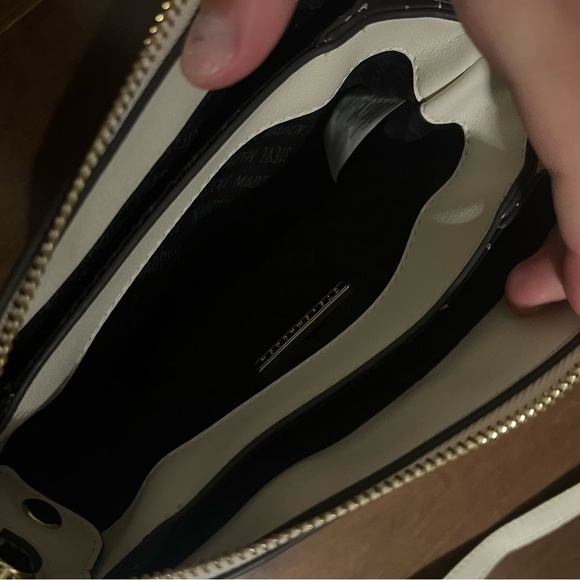 STEVE MADDEN white crossbody/shoulder purse - Picture 3 of 3